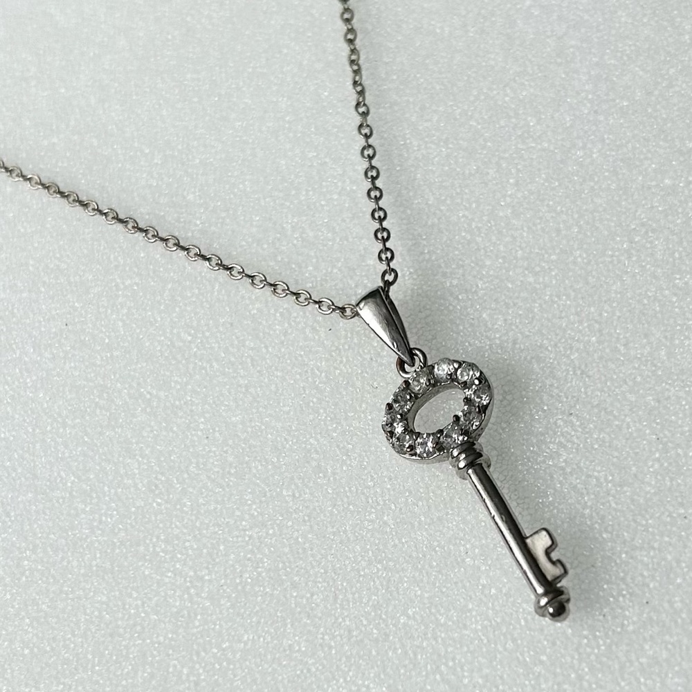 Vintage Mini Oval Key Pendant 1.5” With Rhinestones On Silver Tone Necklace 18”